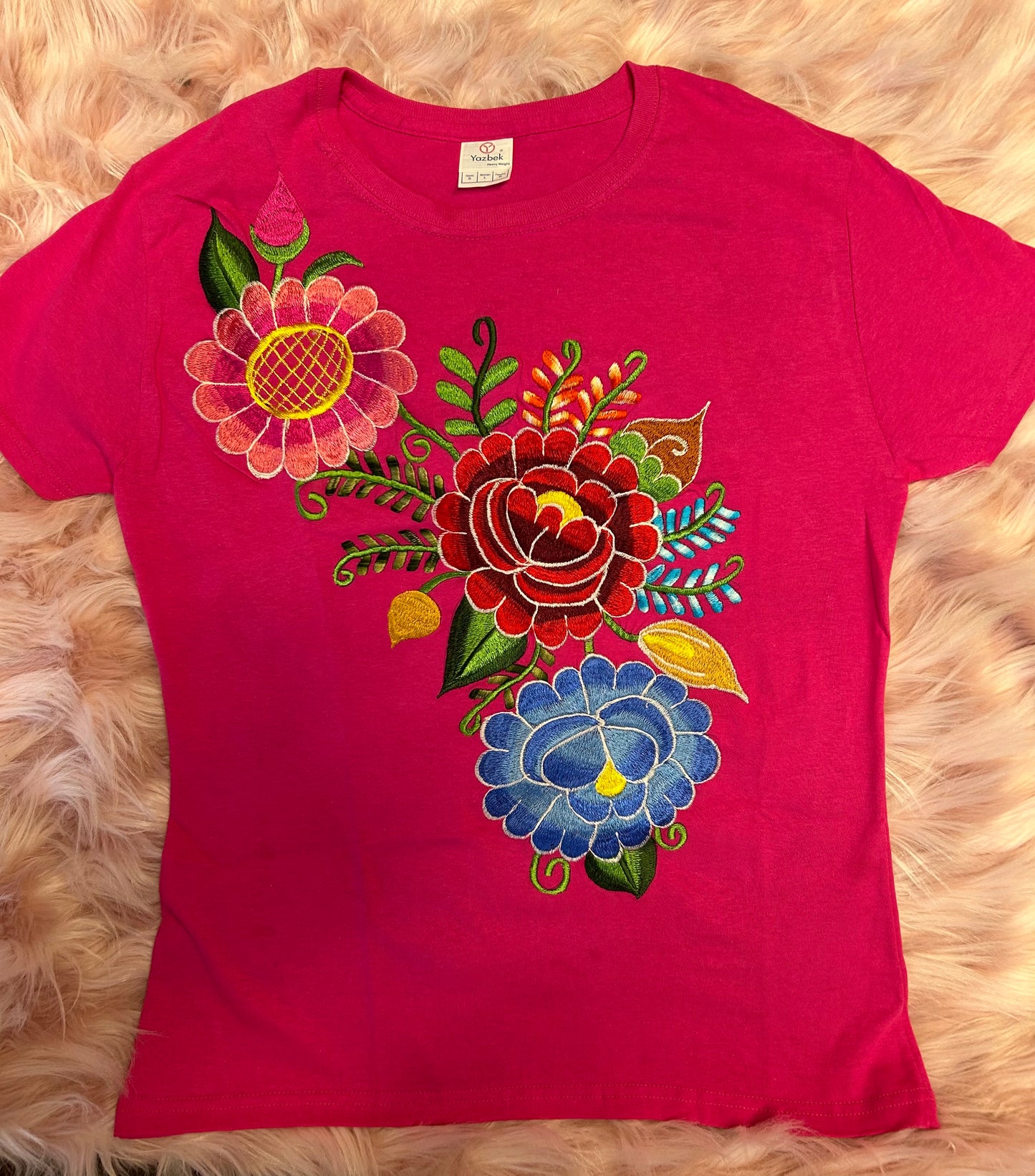 Embroidery t-shirt