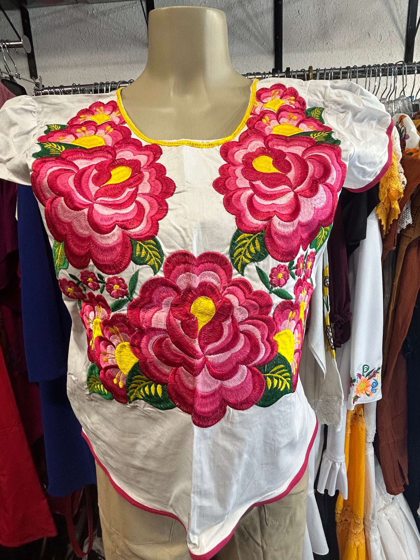 Blanca rosas blouse