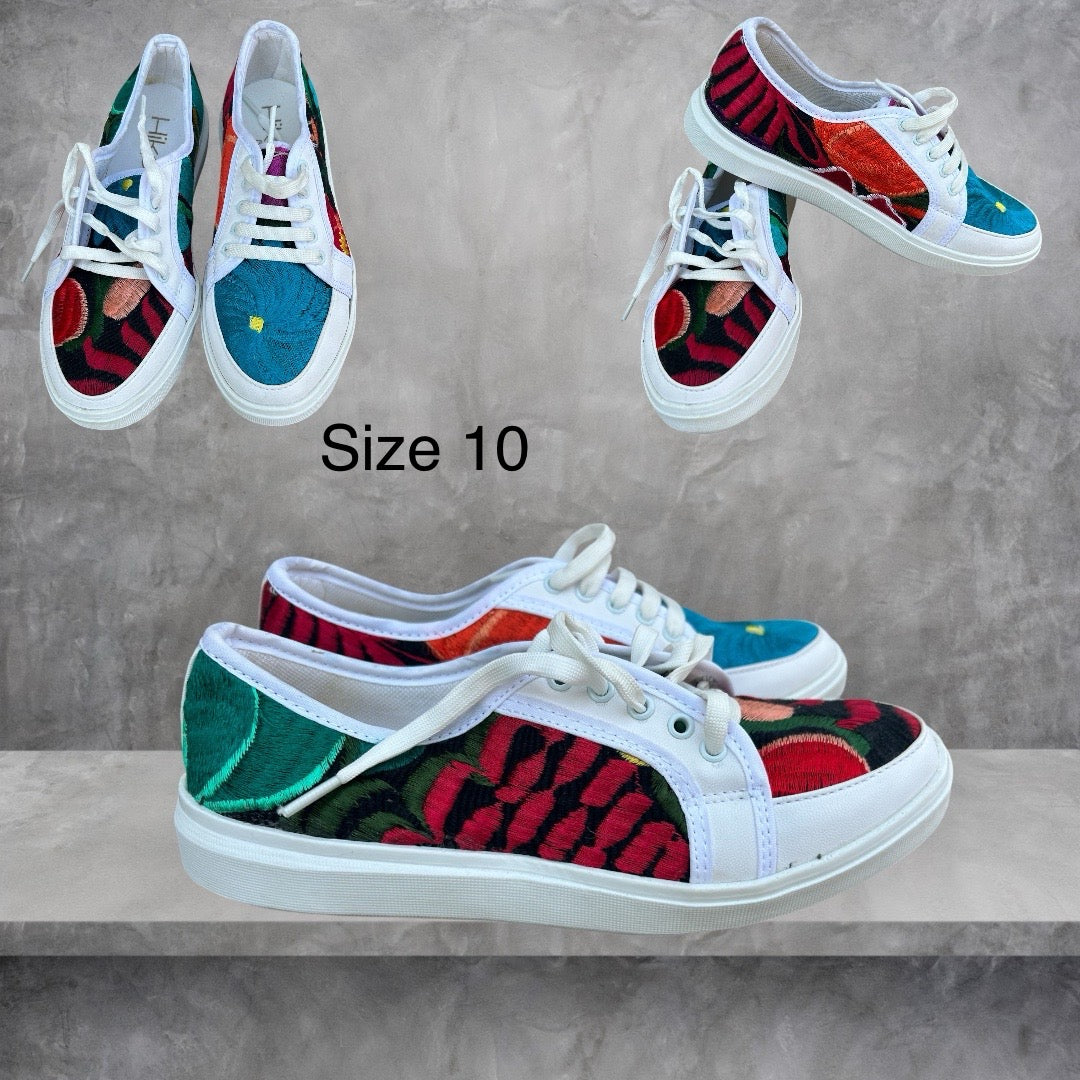 White embroidered sneakers