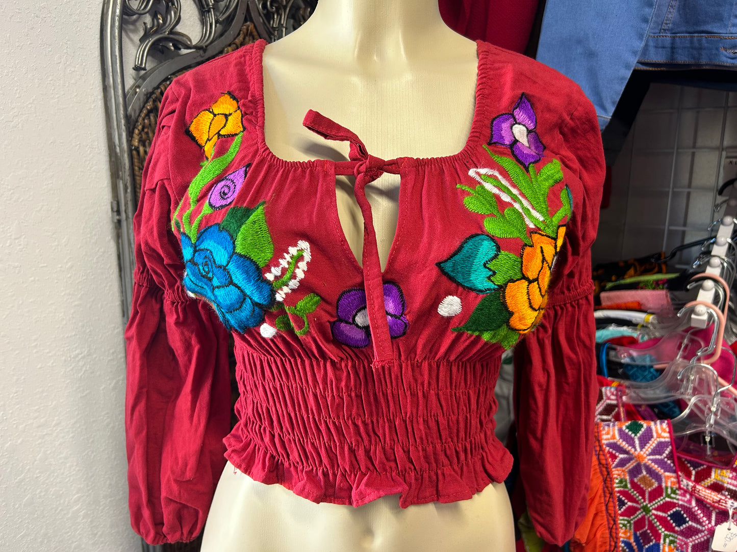 Blouses with sleeves
