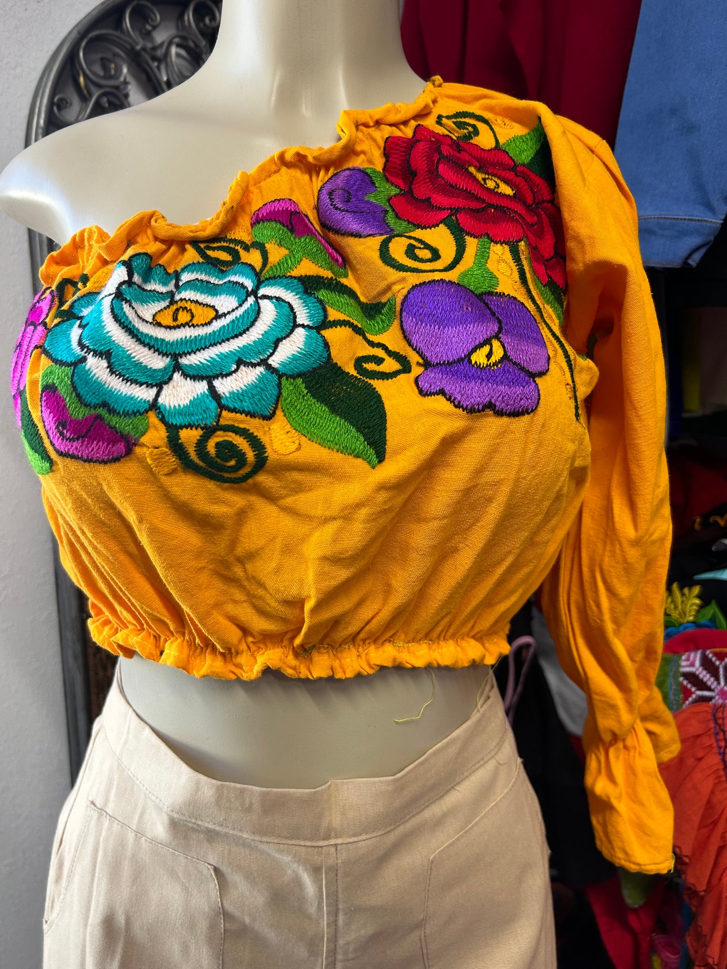 One shoulder top