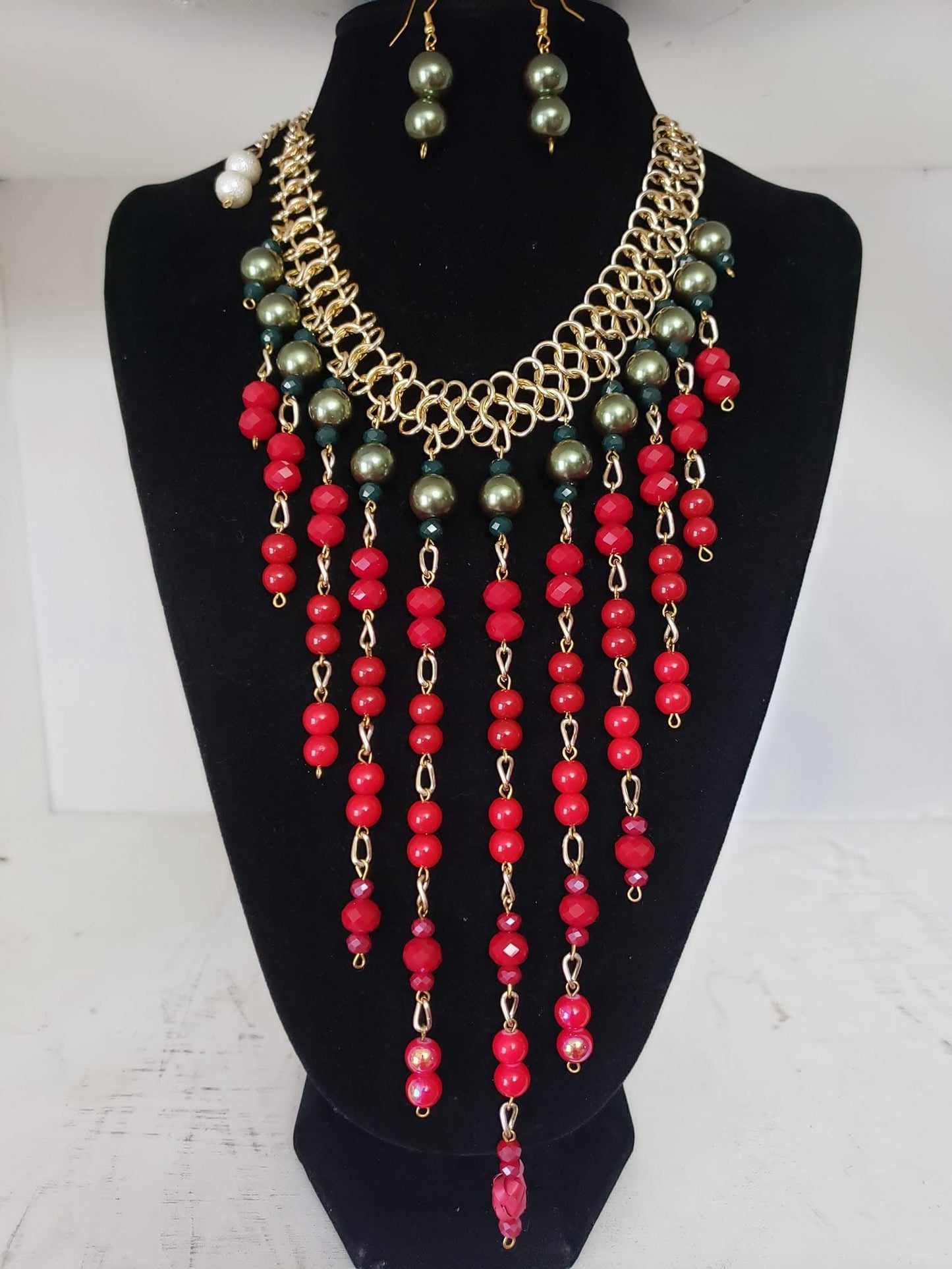 Long necklace